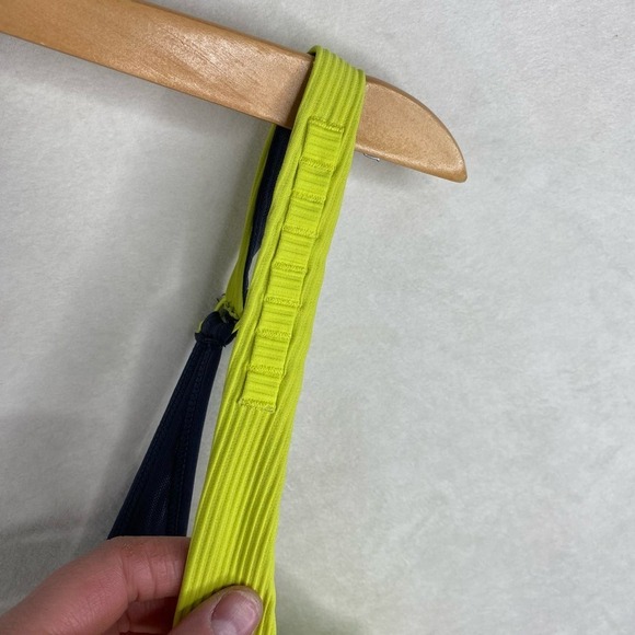Zyia Active Storm Parallel Ribbed Luxe Adjustable Bra Neon Yellow Gray SizeSmall - Picture 5 of 6